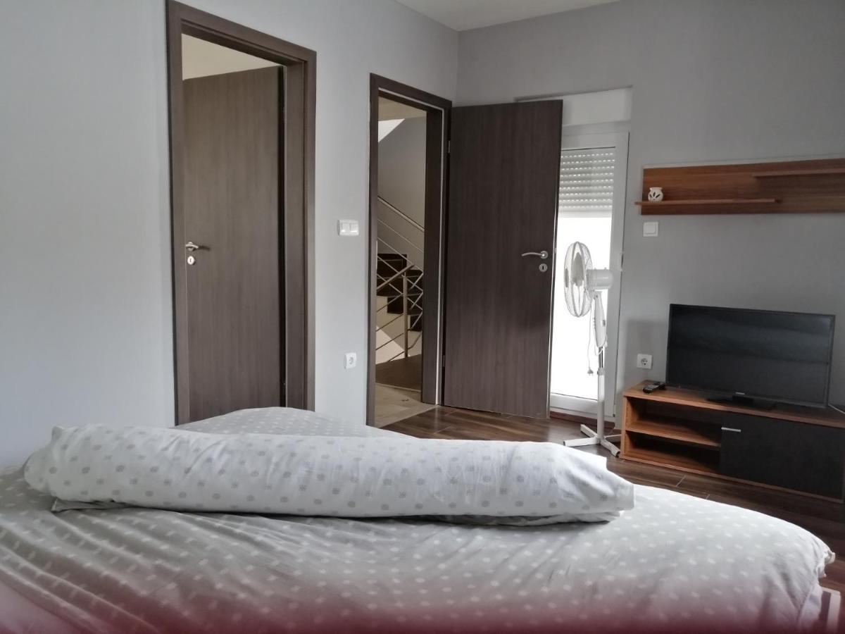 Apartments Lapaz Sveti Martin Na Muri Exteriör bild